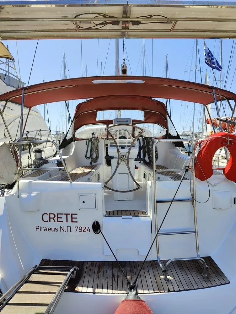 Yacht BENETEAU Oceanis 393 - Crete - Foto 1