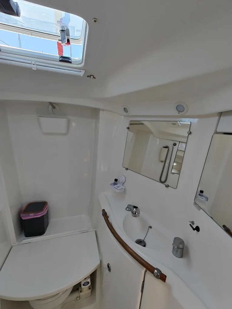 Yacht BENETEAU Oceanis 393 - Crete - Foto 1