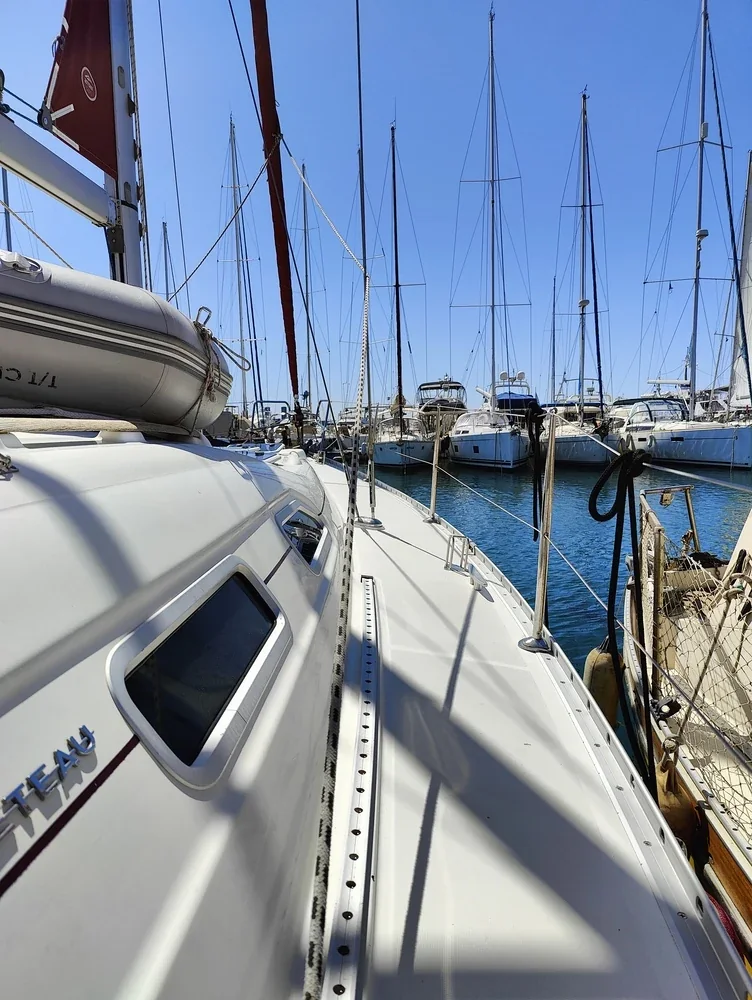 Yacht BENETEAU Oceanis 393 - Crete - Foto 1
