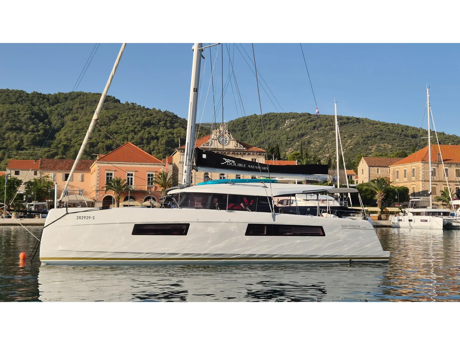 Yacht NAUTITECH 44 Open - Double Memory - Foto 1