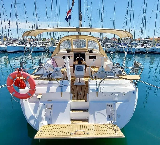 Yacht ELAN 444 Impression - Aquatica - Foto 1