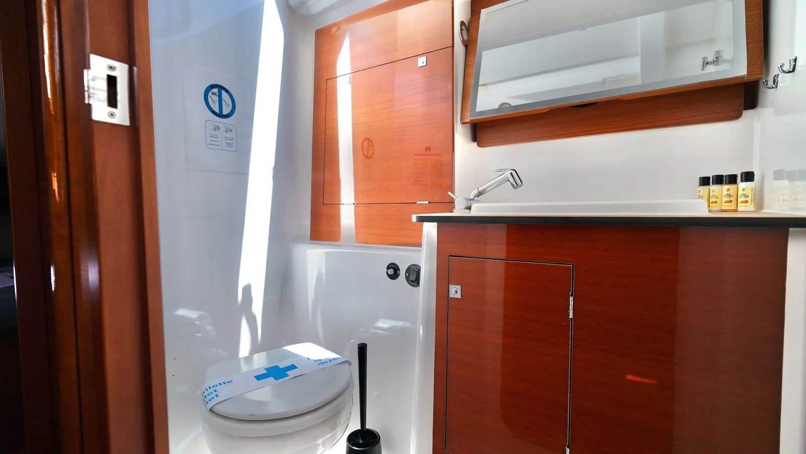 Yacht DUFOUR 460 Grand Large - Red Pepper - Foto 1