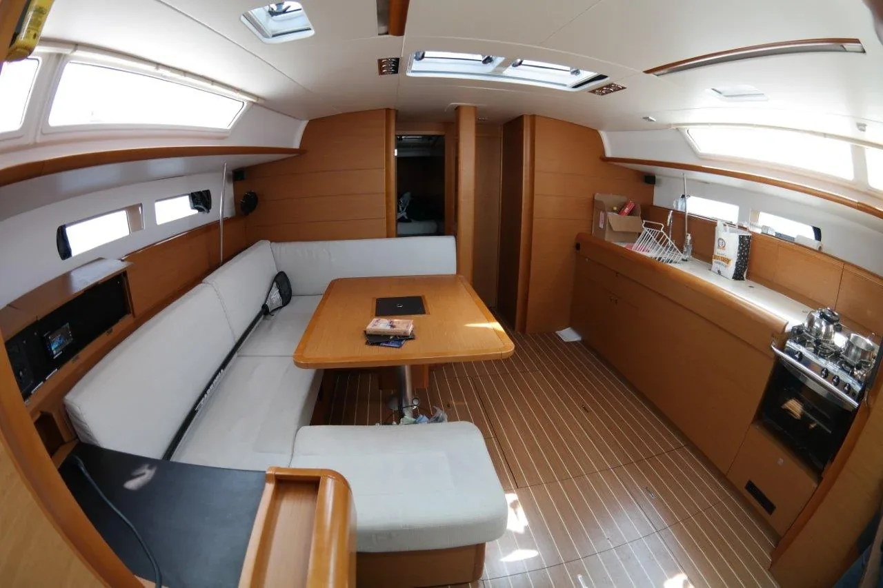 Yacht JEANNEAU Sun Odyssey 469 - Eva