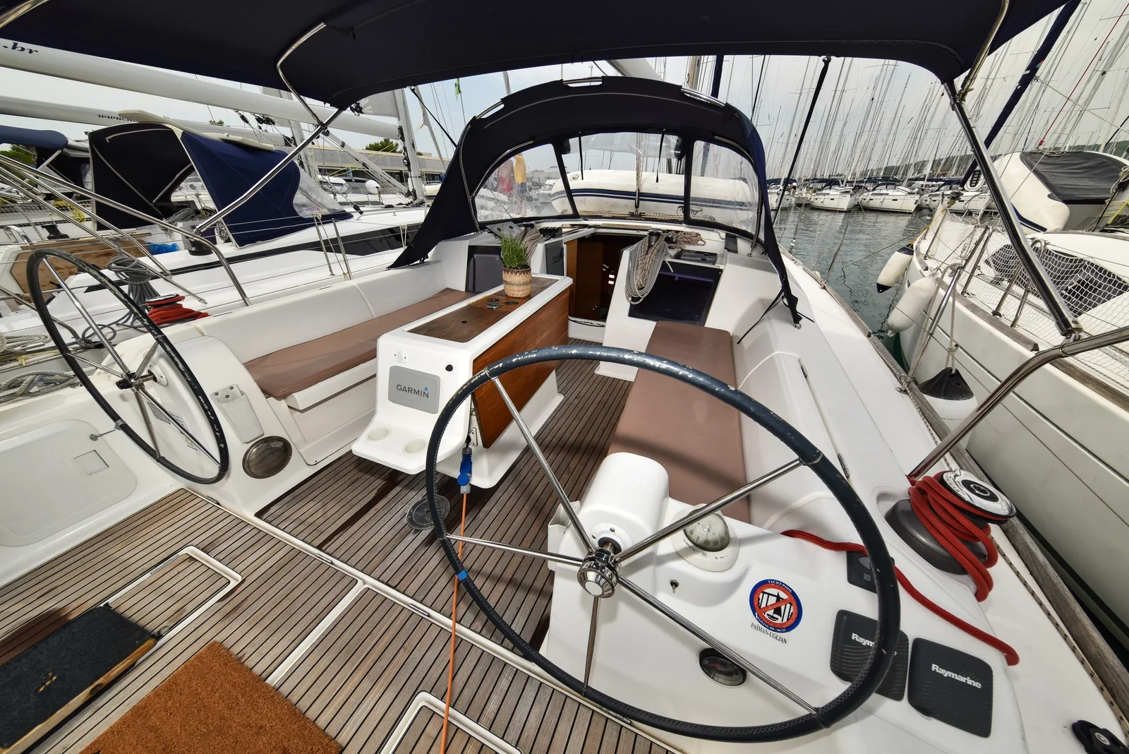 Yacht DUFOUR 410 Grand Large - Stella - Foto 1