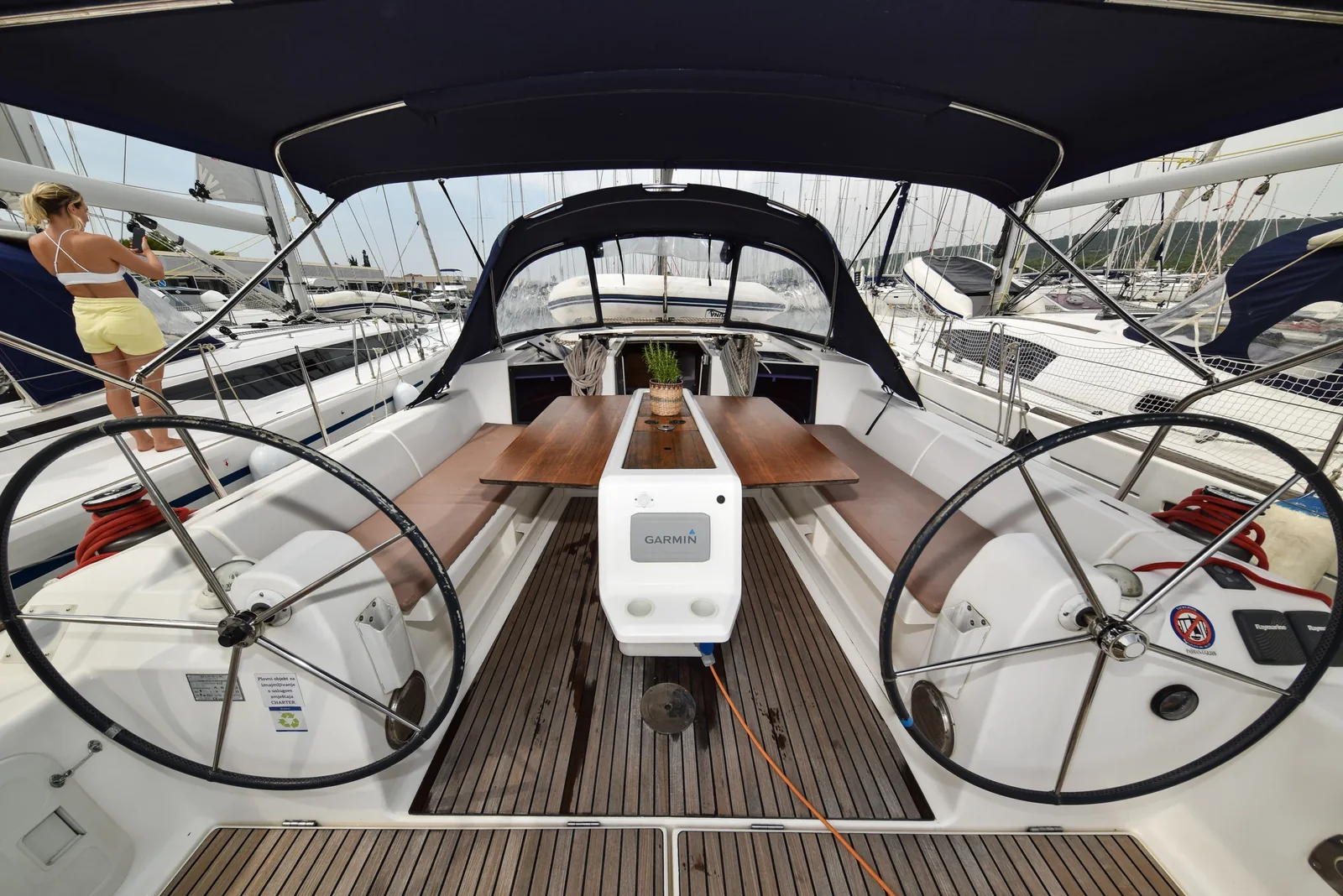 Yacht DUFOUR 410 Grand Large - Stella - Foto 1