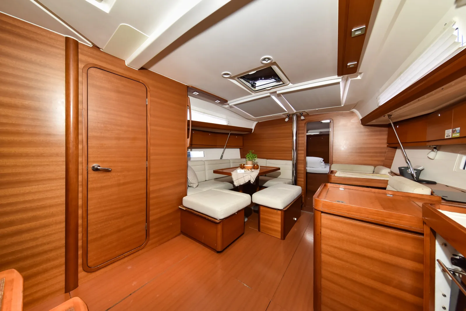 Yacht DUFOUR 410 Grand Large - Stella - Foto 1