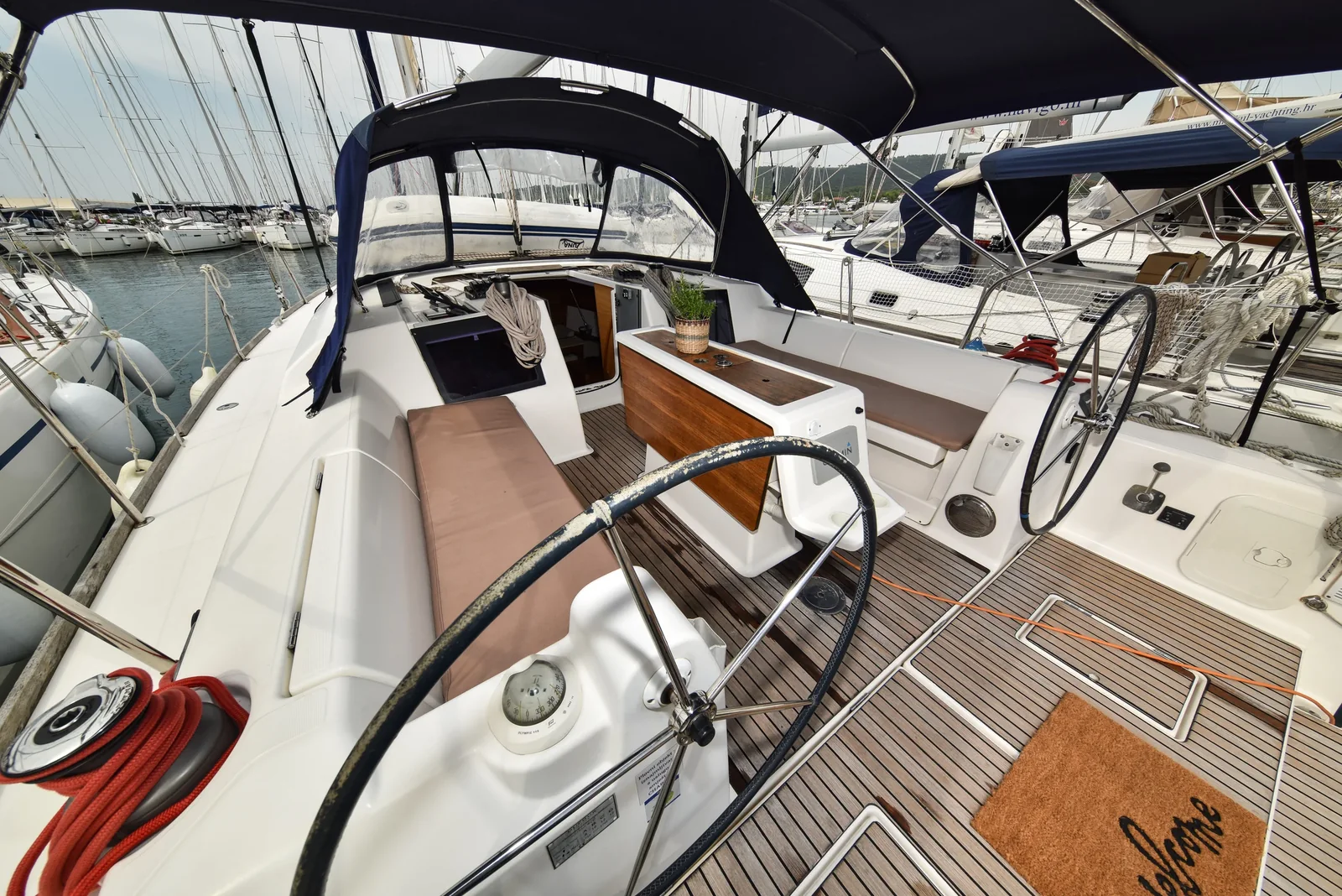 Yacht DUFOUR 410 Grand Large - Stella - Foto 1