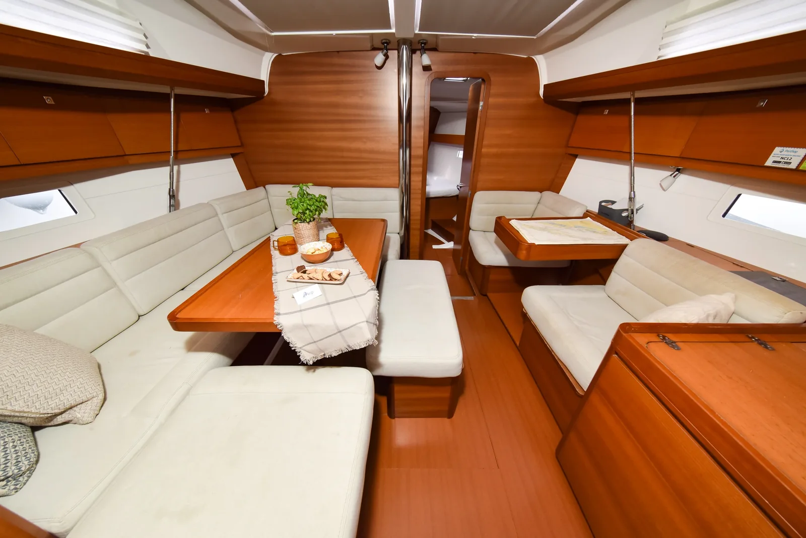 Yacht DUFOUR 410 Grand Large - Stella - Foto 1