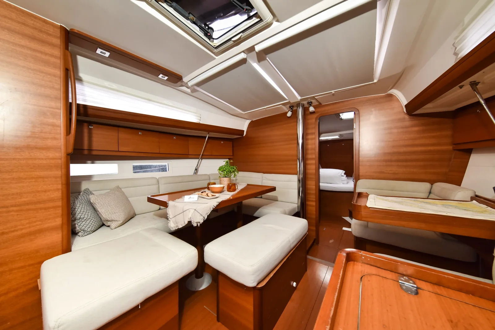 Yacht DUFOUR 410 Grand Large - Stella - Foto 1