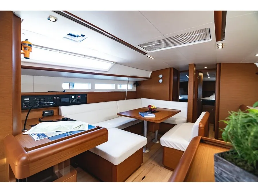 Yacht JEANNEAU Sun Odyssey 519 - Pinta - Foto 1