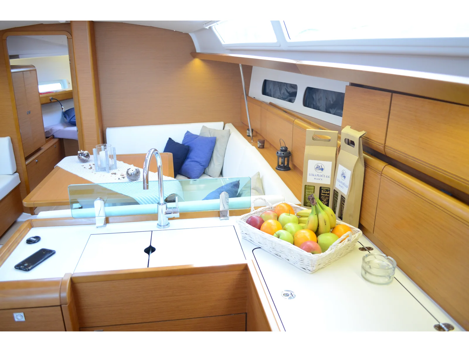 Yacht JEANNEAU Sun Odyssey 419 - Luka Ploče - Foto 8