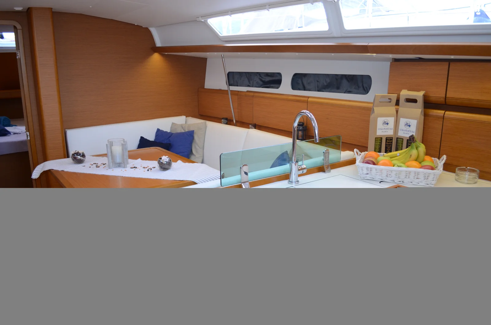 Yacht JEANNEAU Sun Odyssey 419 - Luka Ploče - Foto 13