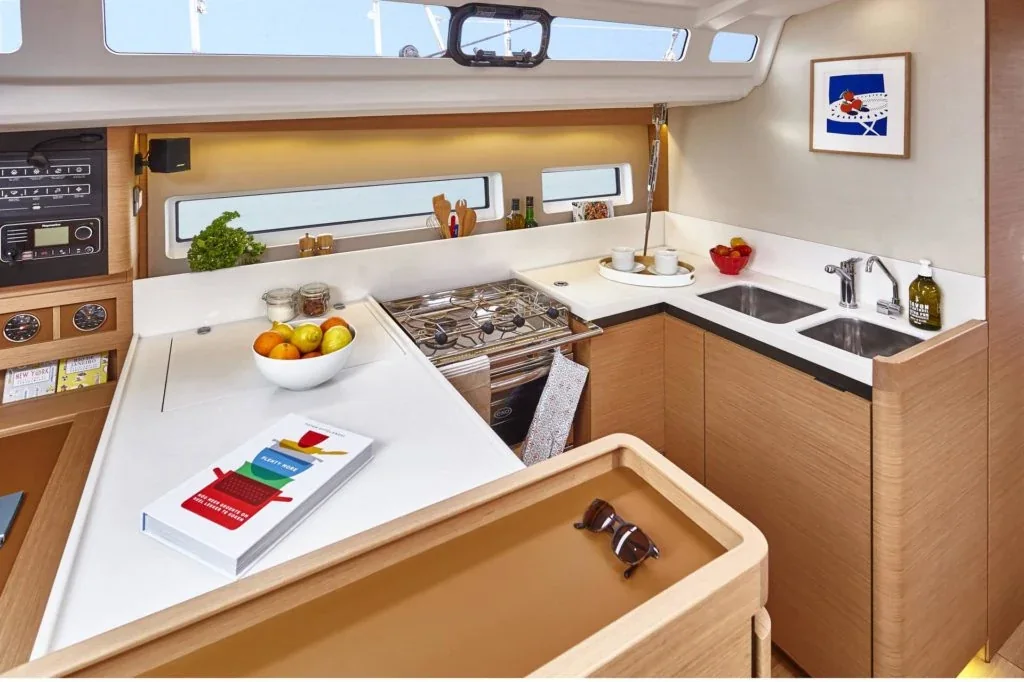Yacht JEANNEAU Sun Odyssey 440 - Virginia - Foto 12