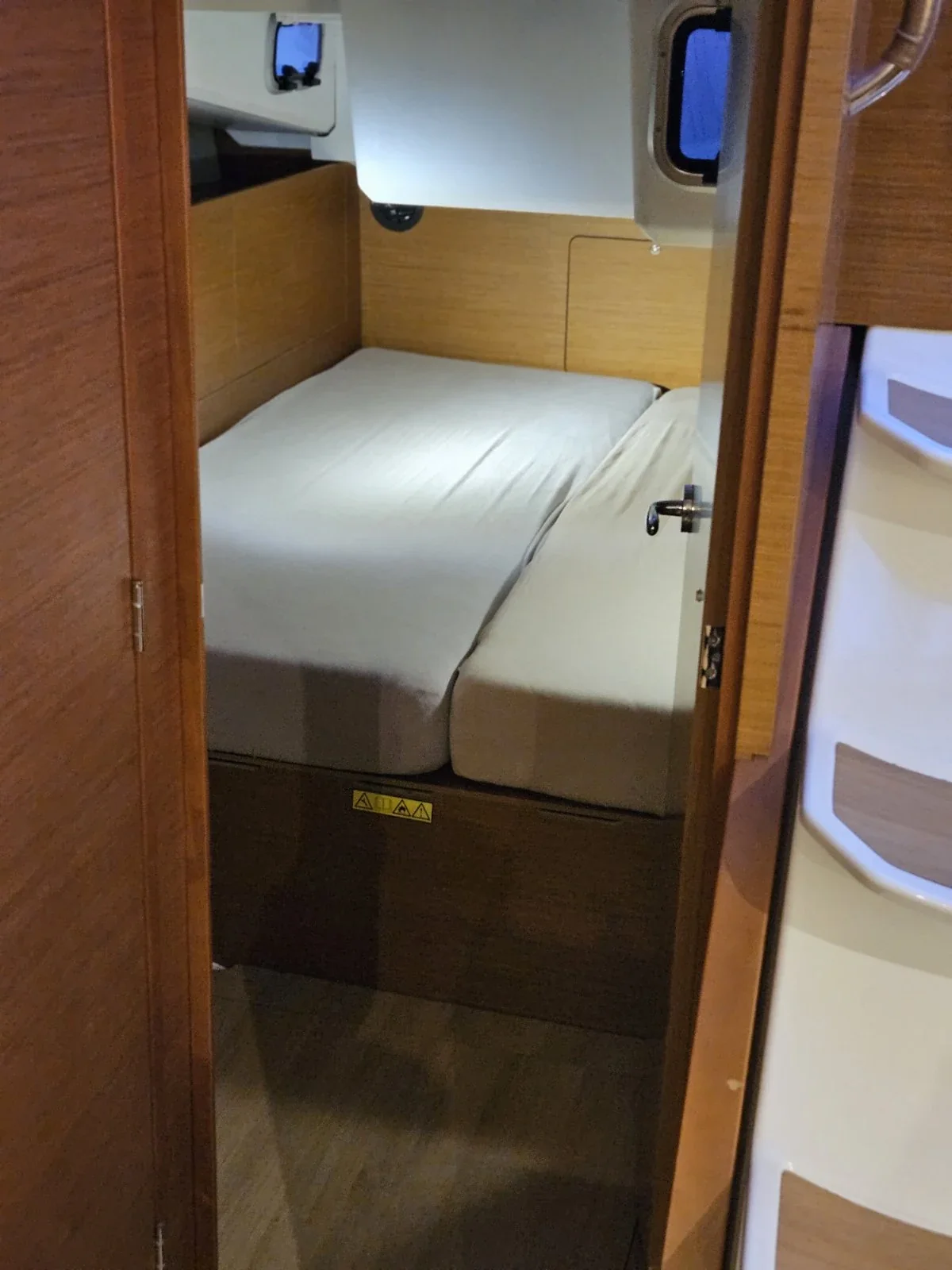 Yacht JEANNEAU Sun Odyssey 440 - Virginia - Foto 14