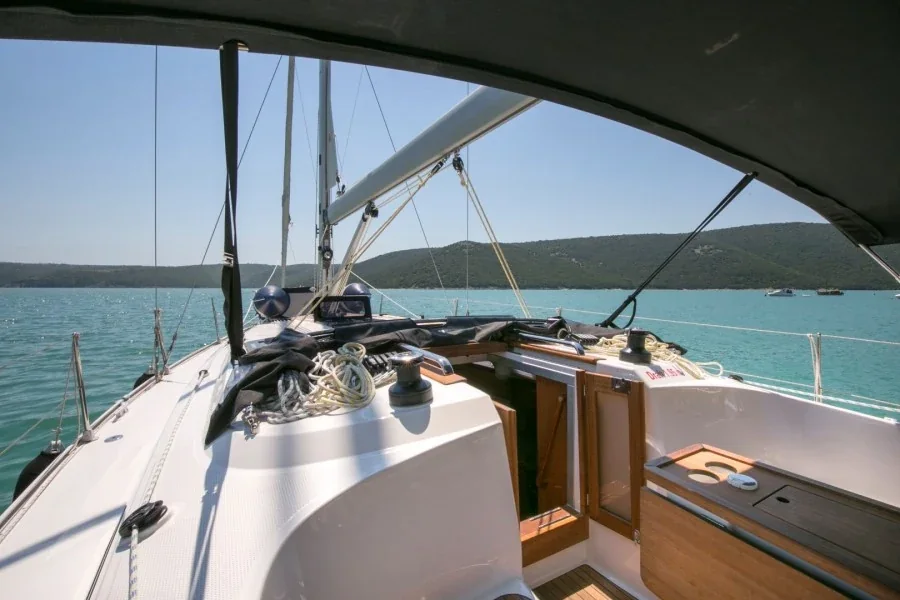 Yacht BAVARIA Cruiser 37 - Alani - Foto 1
