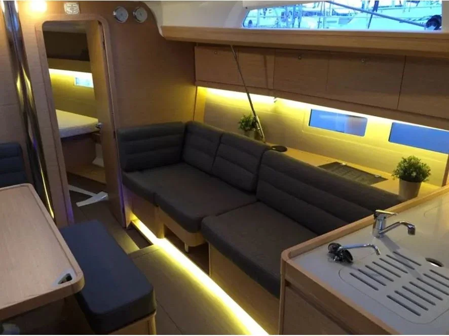 Yacht DUFOUR 412 Grand Large - Iliana - Foto 1