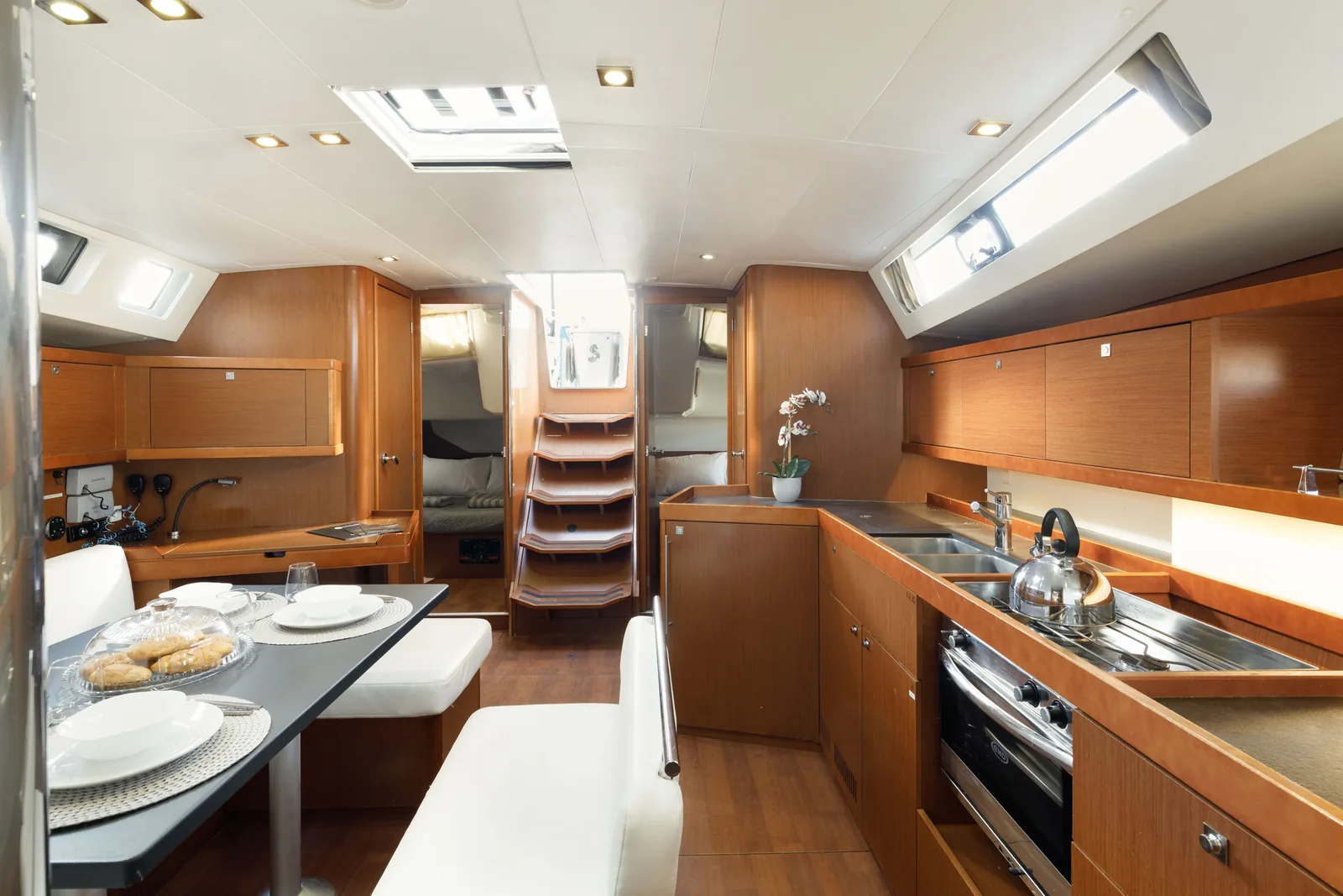 Yacht BENETEAU Oceanis 45 - Callidora - Foto 1