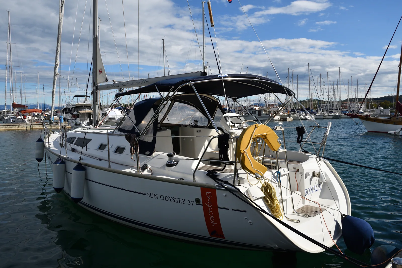 Yacht JEANNEAU Sun Odyssey 37 - Bonaca - Foto 1