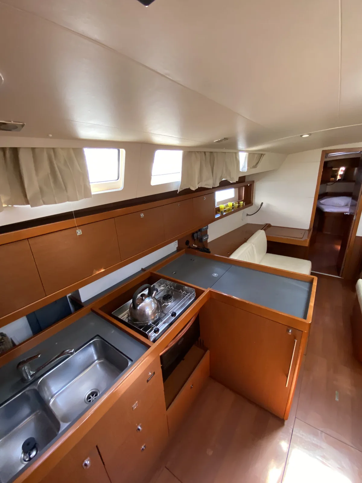 Yacht BENETEAU Oceanis 45 - Callidora - Foto 1