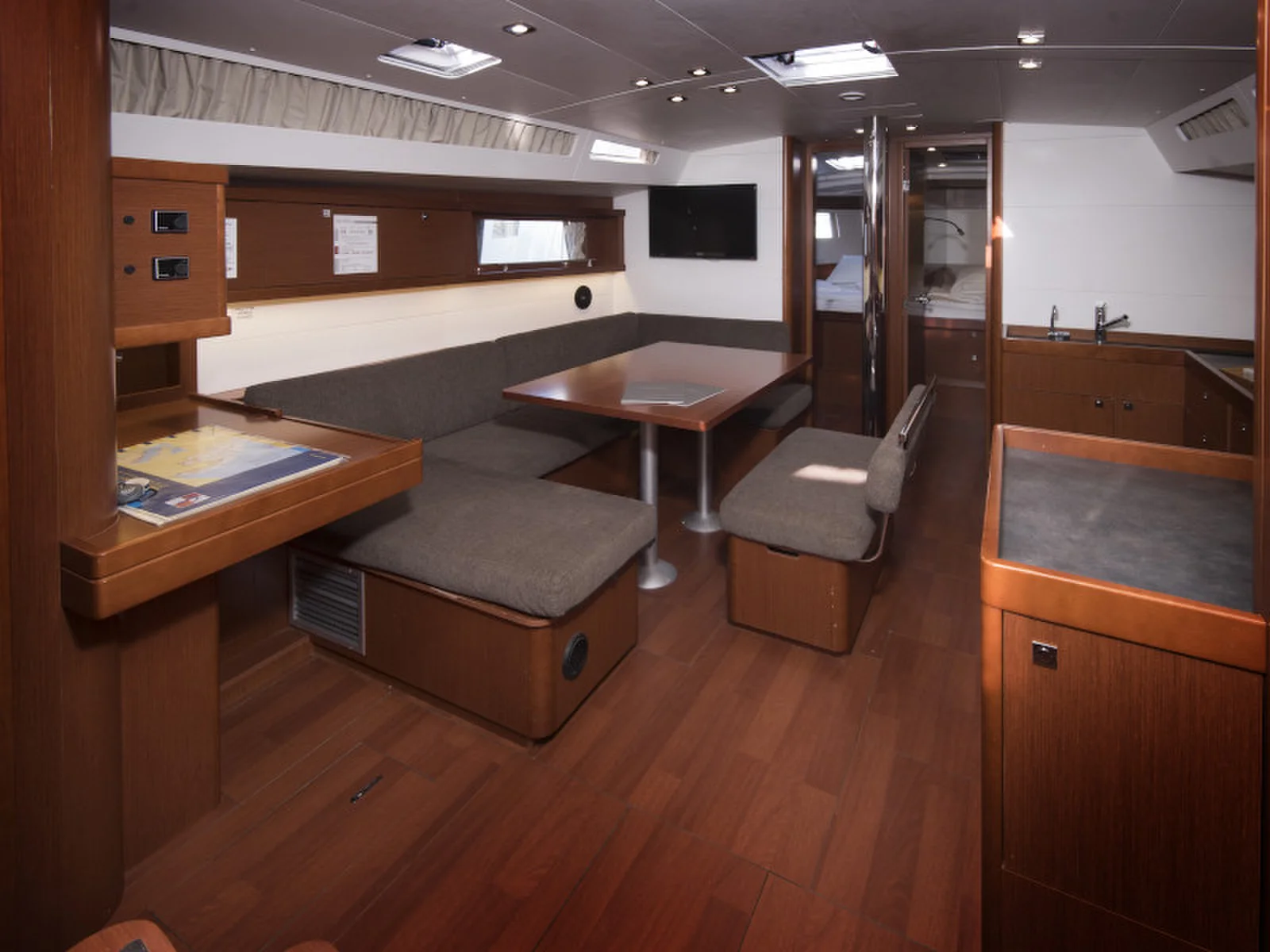 Yacht BENETEAU Oceanis 48 - Harpia