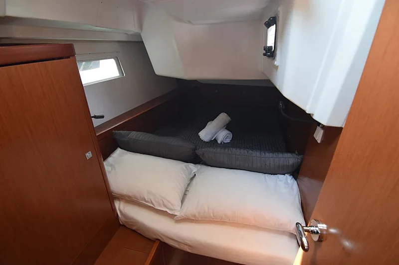 Yacht BENETEAU Oceanis 41 - Bolero - Foto 12