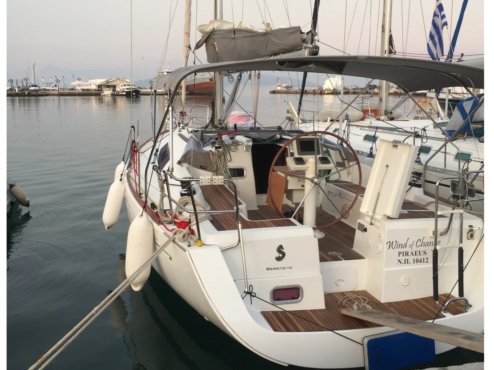 Yacht BENETEAU Oceanis 37 - Wind of Change - Foto 1