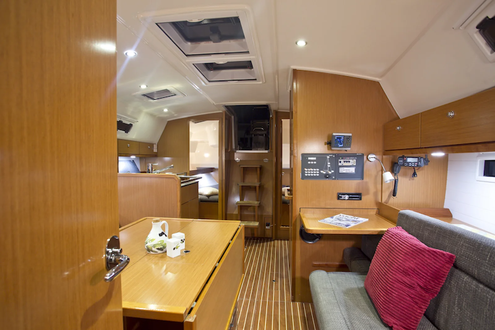 Yacht BAVARIA Cruiser 36 - Mystic - Foto 1