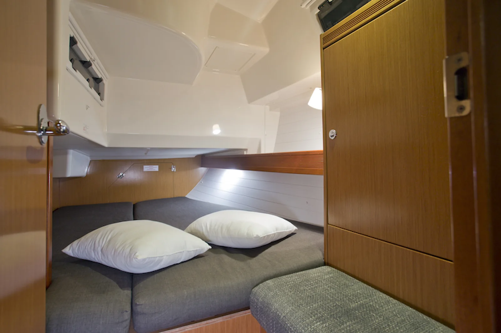 Yacht BAVARIA Cruiser 36 - Mystic - Foto 1