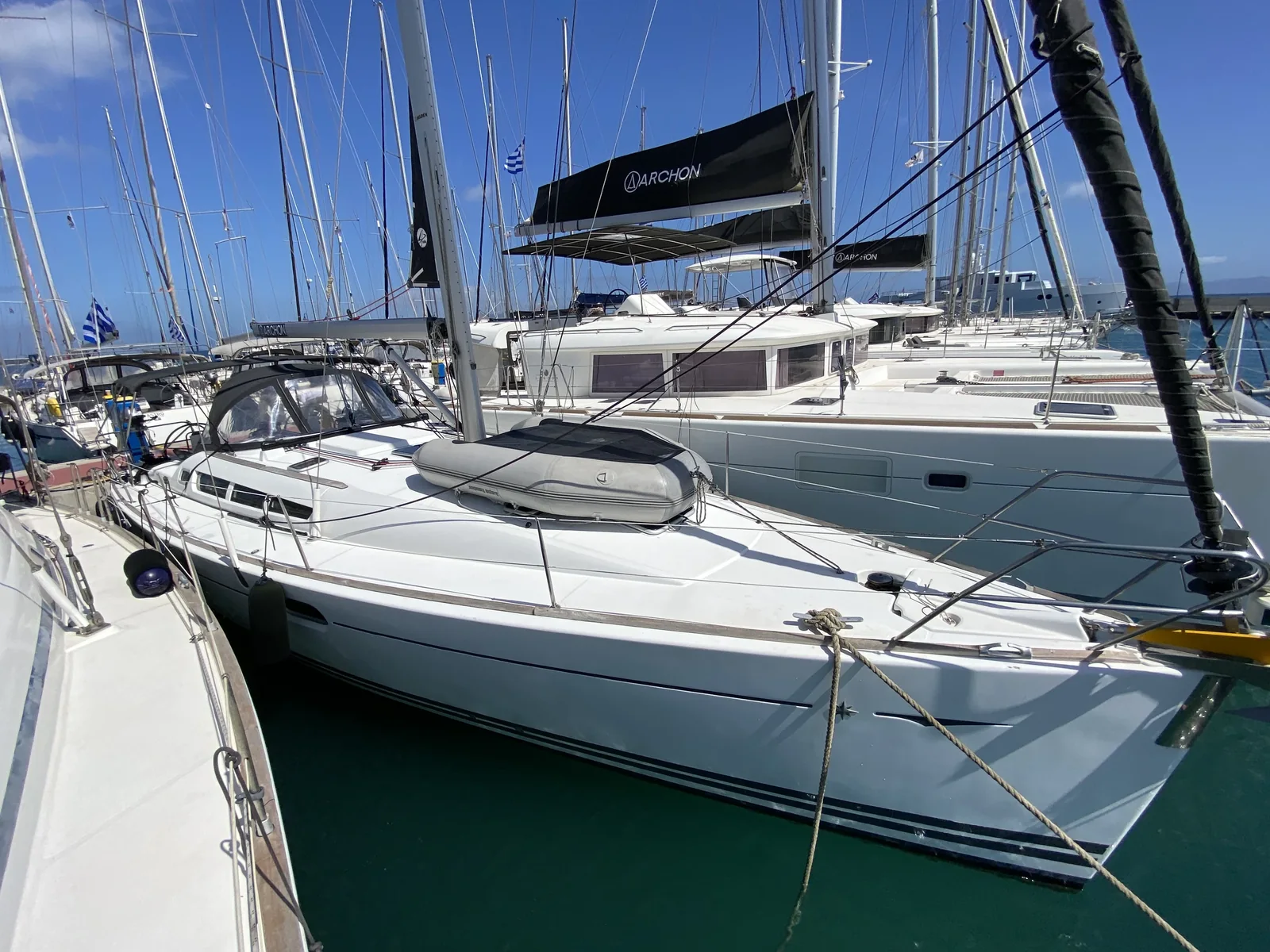 Yacht JEANNEAU Sun Odyssey 42i - Imagine - Foto 1