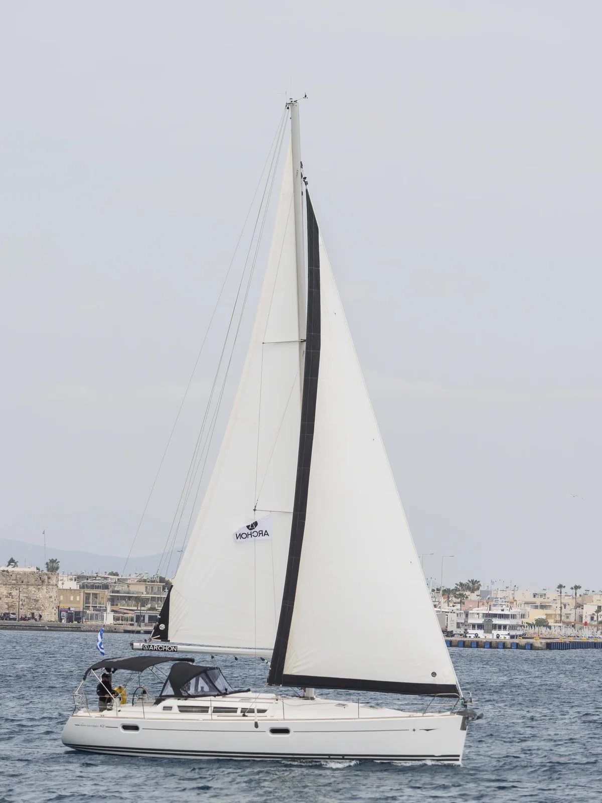 Yacht JEANNEAU Sun Odyssey 42i - Imagine - Foto 1