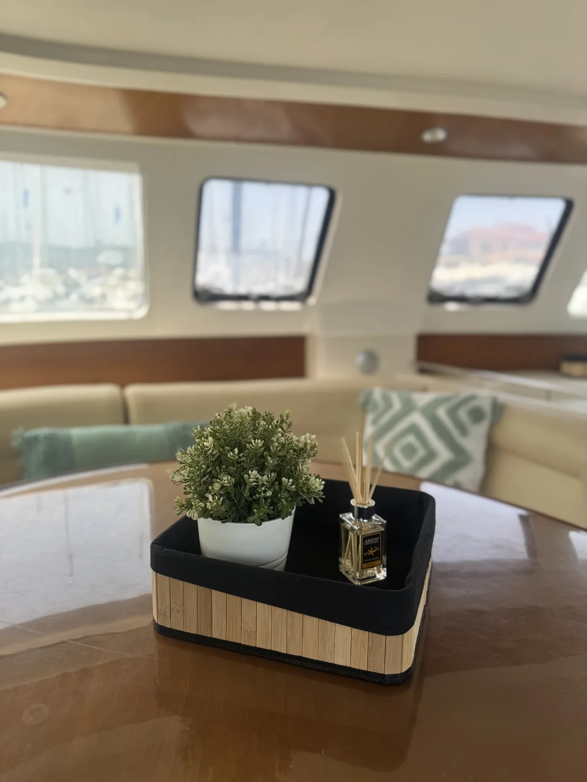 Yacht FOUNTAINE PAJOT Belize 43 - Artemis K - Foto 1