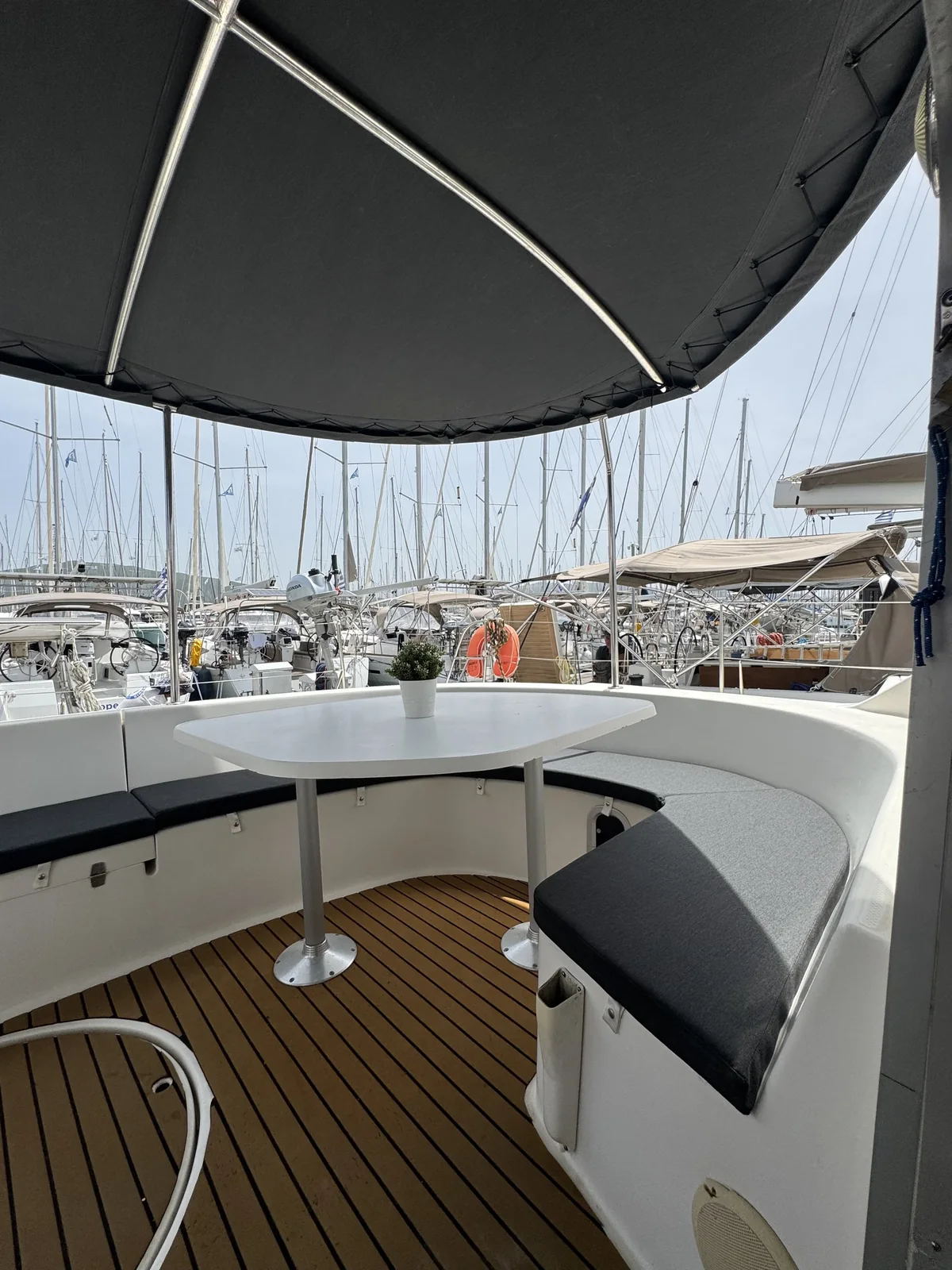 Yacht FOUNTAINE PAJOT Belize 43 - Artemis K - Foto 1