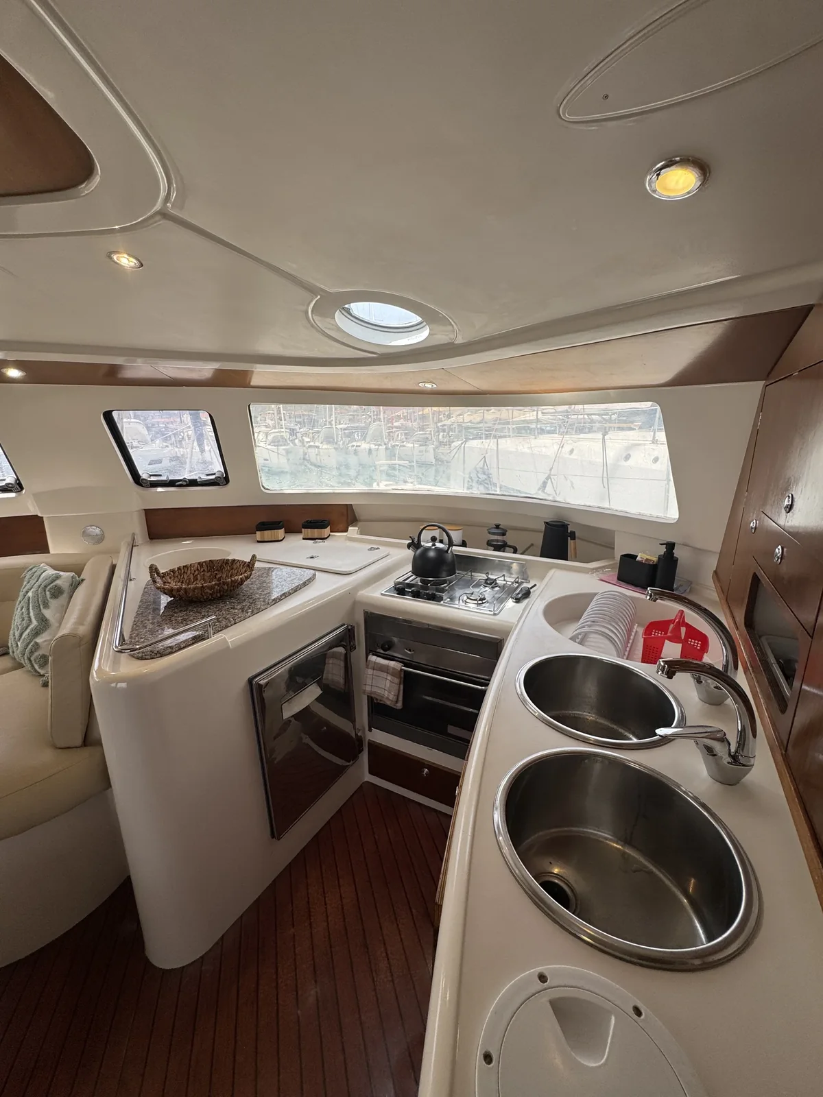 Yacht FOUNTAINE PAJOT Belize 43 - Artemis K - Foto 1