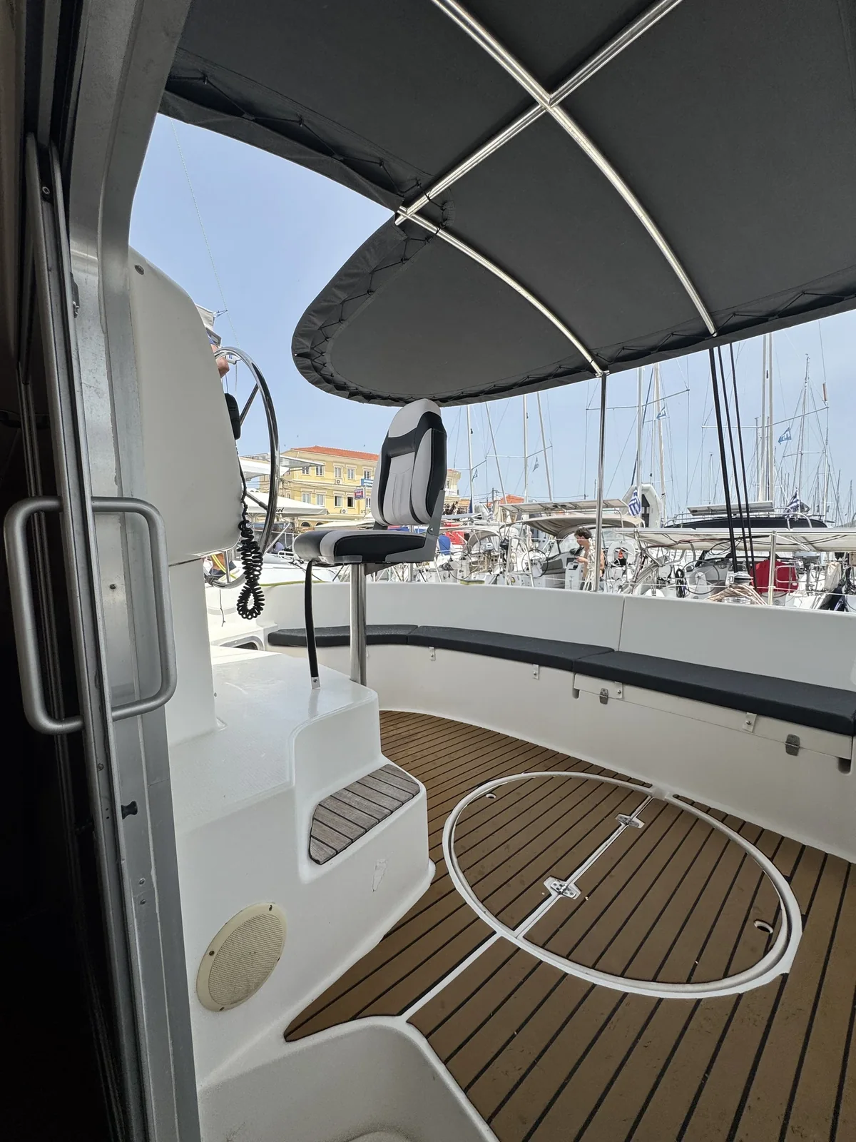 Yacht FOUNTAINE PAJOT Belize 43 - Artemis K - Foto 1