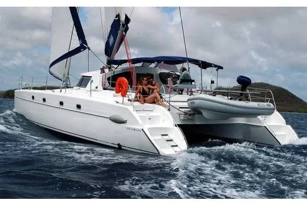 Yacht FOUNTAINE PAJOT Belize 43 - Artemis K - Foto 1