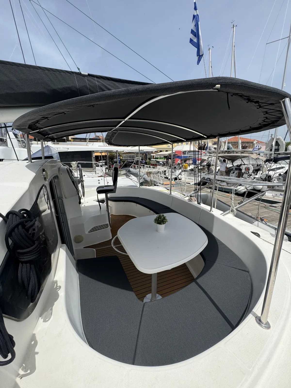 Yacht FOUNTAINE PAJOT Belize 43 - Artemis K - Foto 1