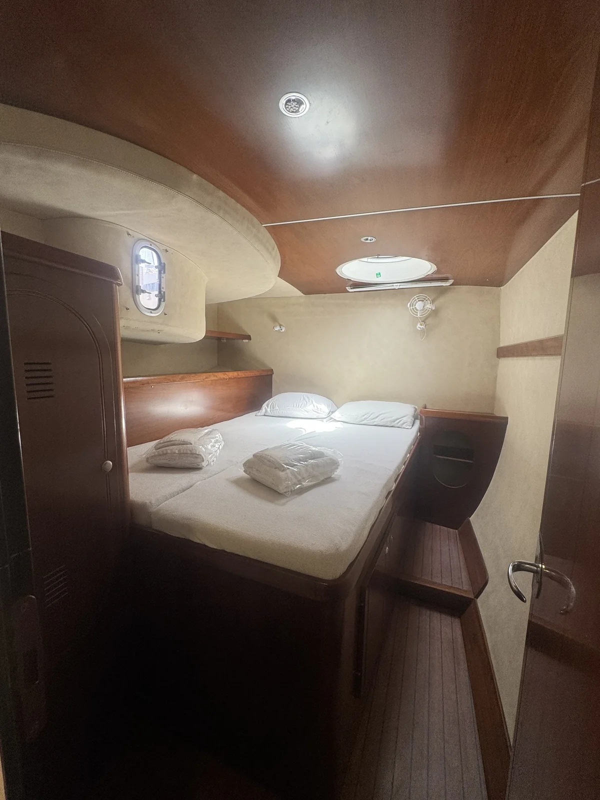 Yacht FOUNTAINE PAJOT Belize 43 - Artemis K - Foto 1