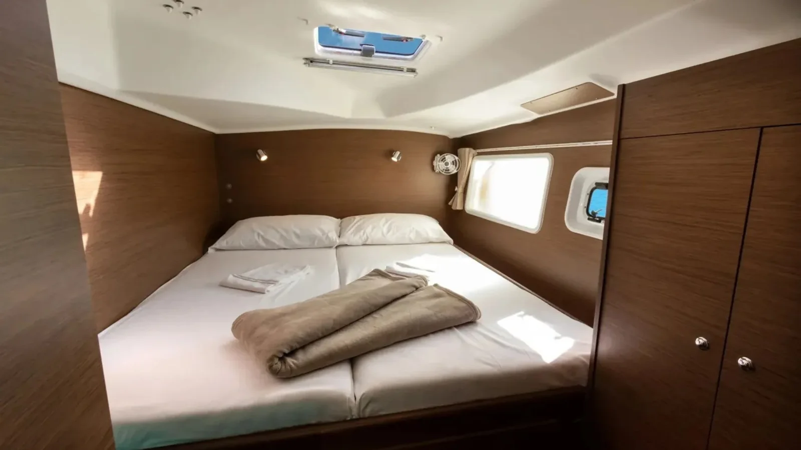 Yacht LAGOON 380 S2 - Ploto - Foto 1