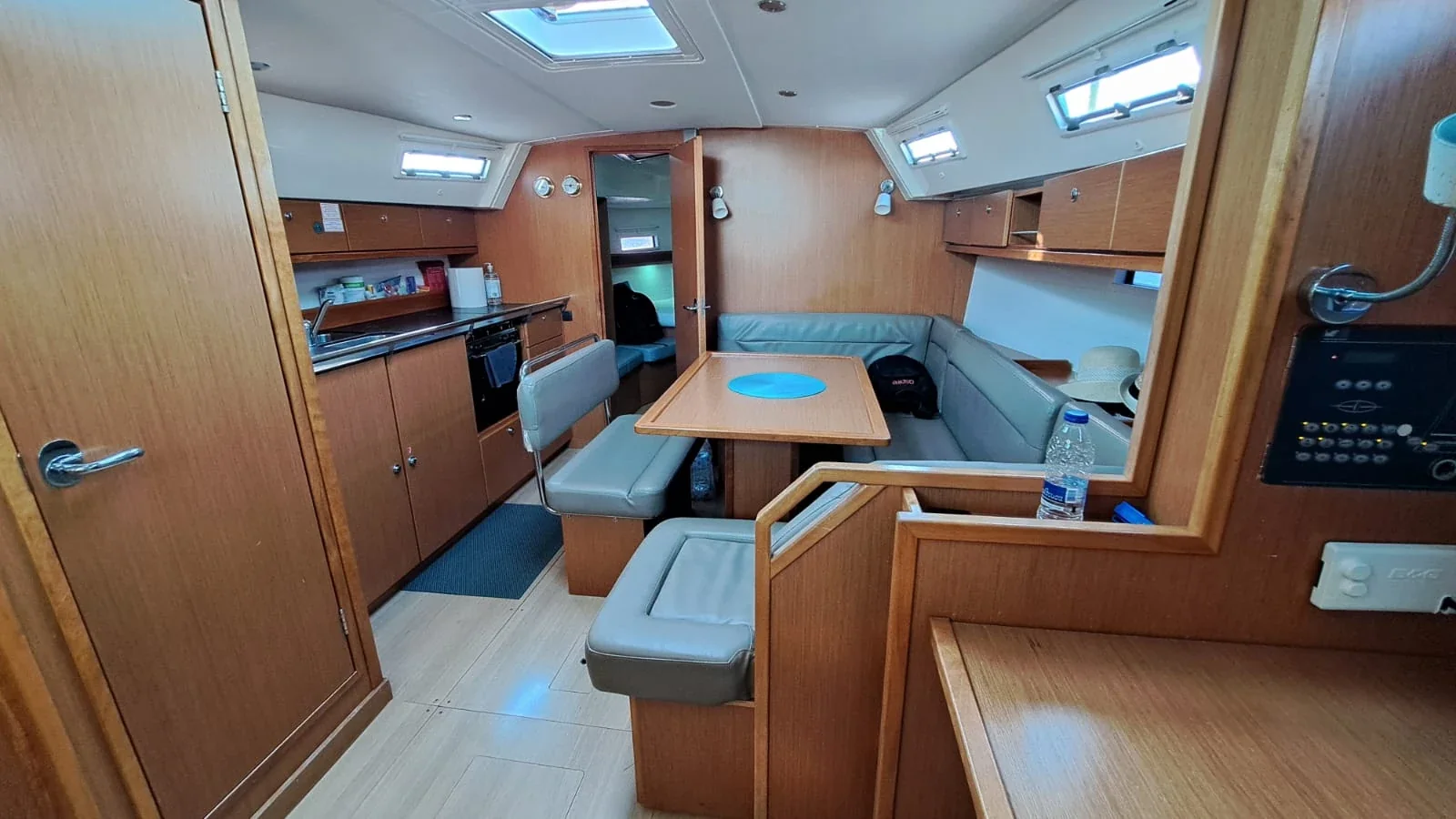 Yacht BAVARIA Cruiser 40 - Manta - Foto 13