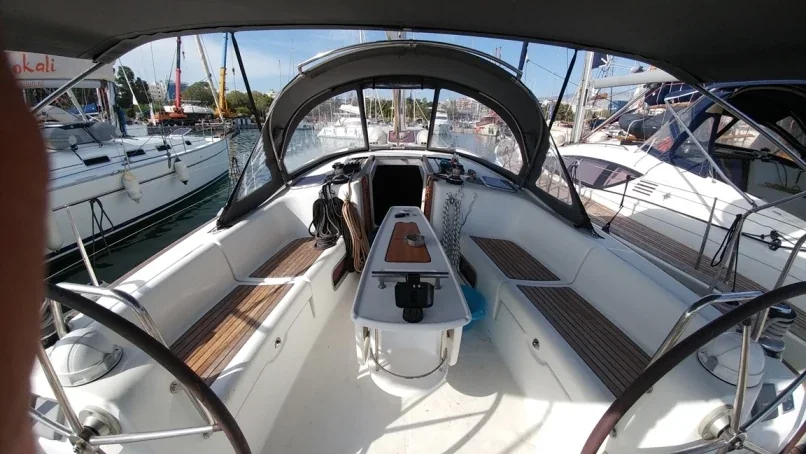 Yacht BENETEAU Oceanis 43 - Beluga - Foto 1