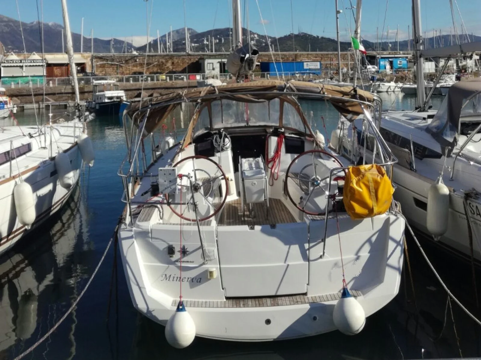 Yacht JEANNEAU Sun Odyssey 379 - Minerva - Foto 1