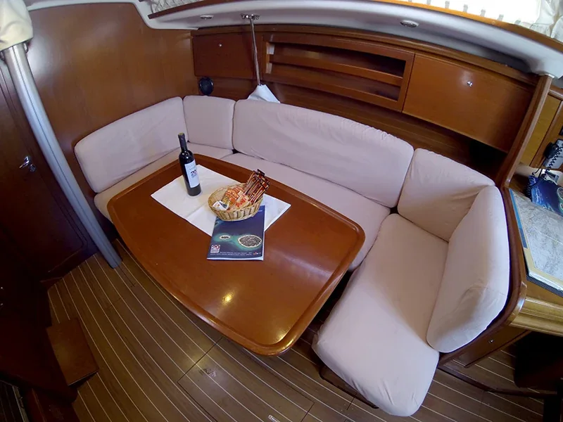 Yacht GRAND SOLEIL 37 - Sportski vuk - Foto 4