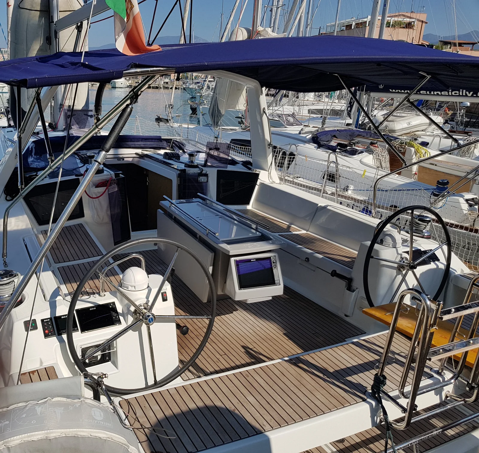 Yacht BENETEAU Oceanis 45 - Senza Pensieri III