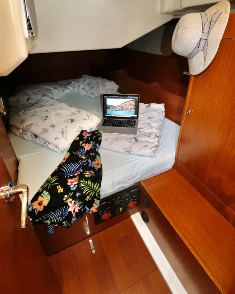 Yacht BENETEAU Oceanis 41.1 - Mala Nevina - Foto 1