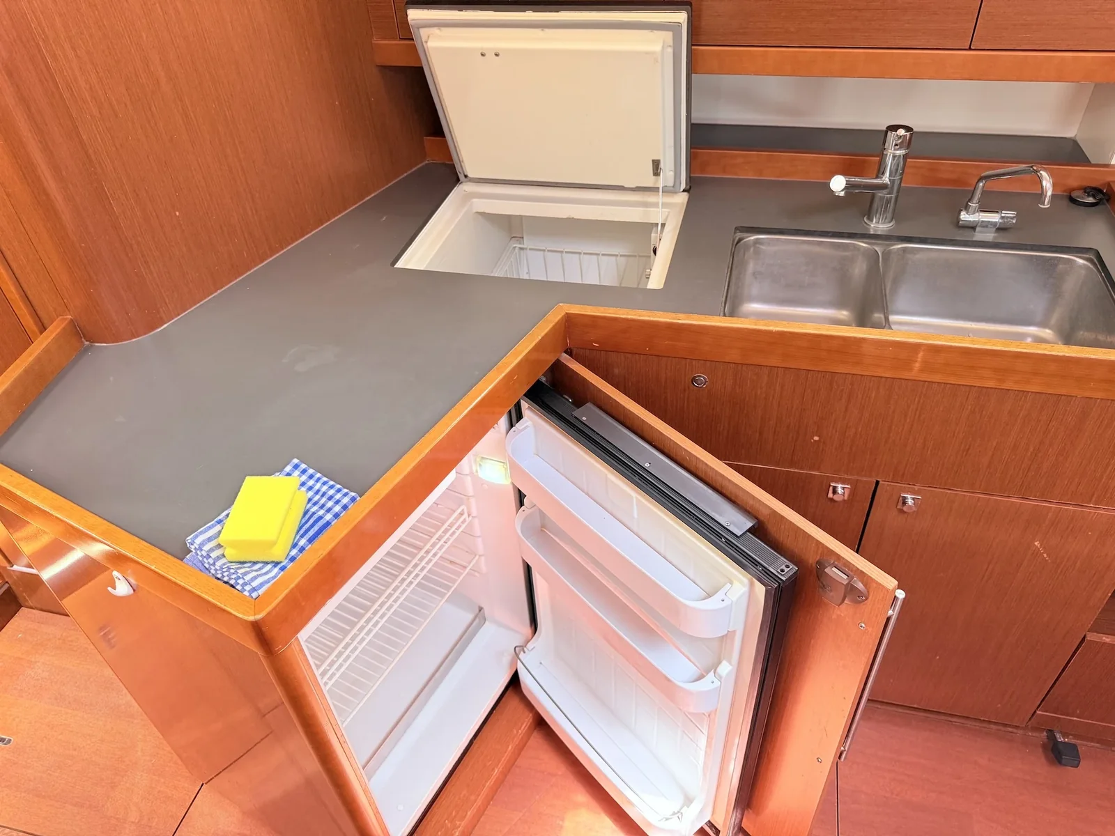 Yacht BENETEAU Oceanis 45 - Viki - Foto 18