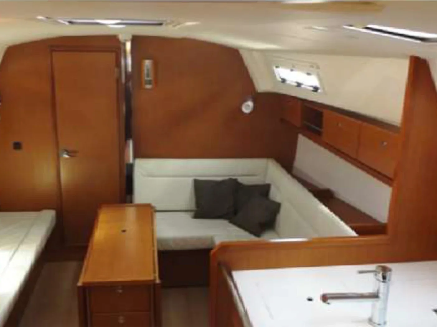 Yacht BAVARIA Cruiser 36 - Kiwi - Foto 1