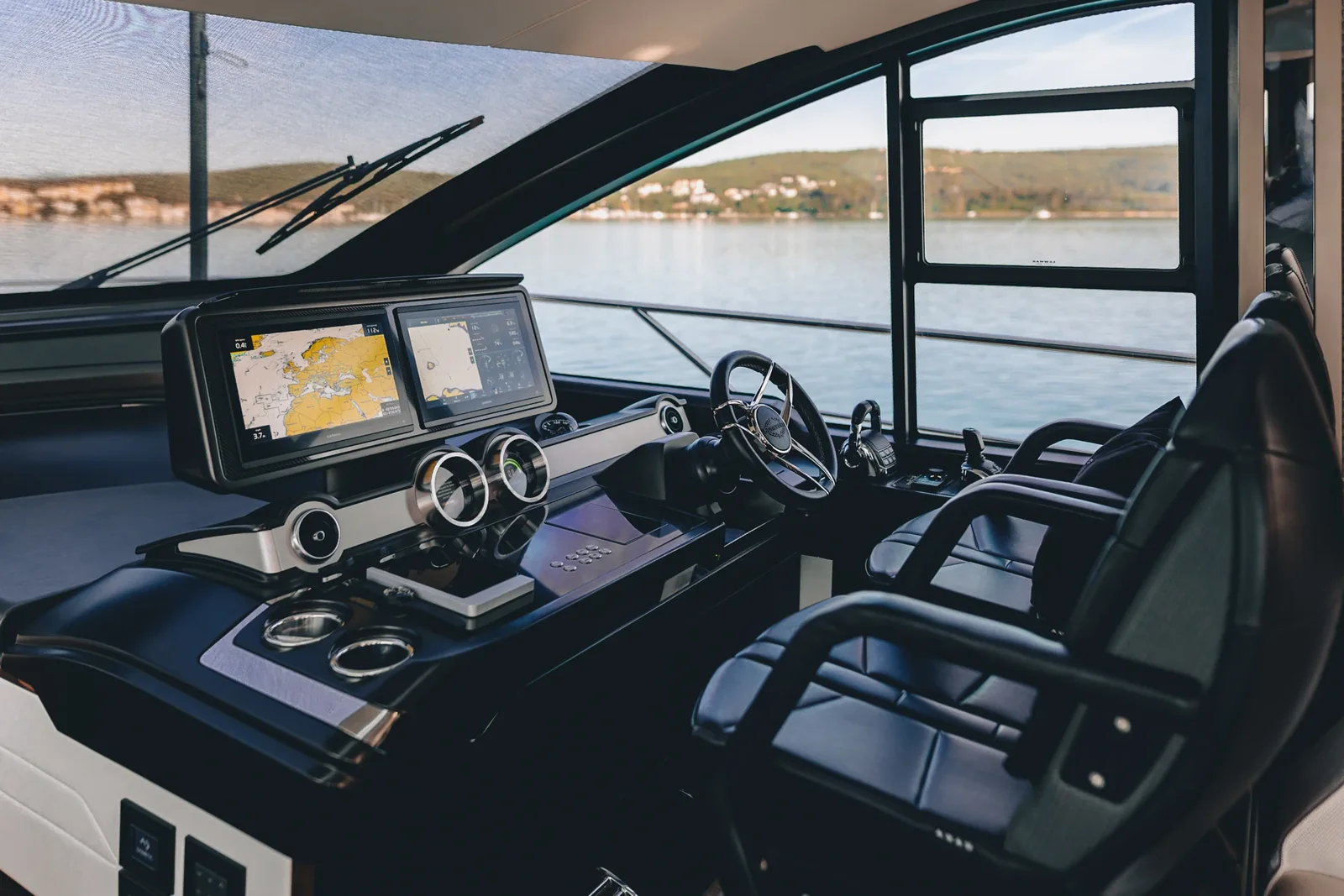 Yacht SUNSEEKER 65 - X2 - Foto 1