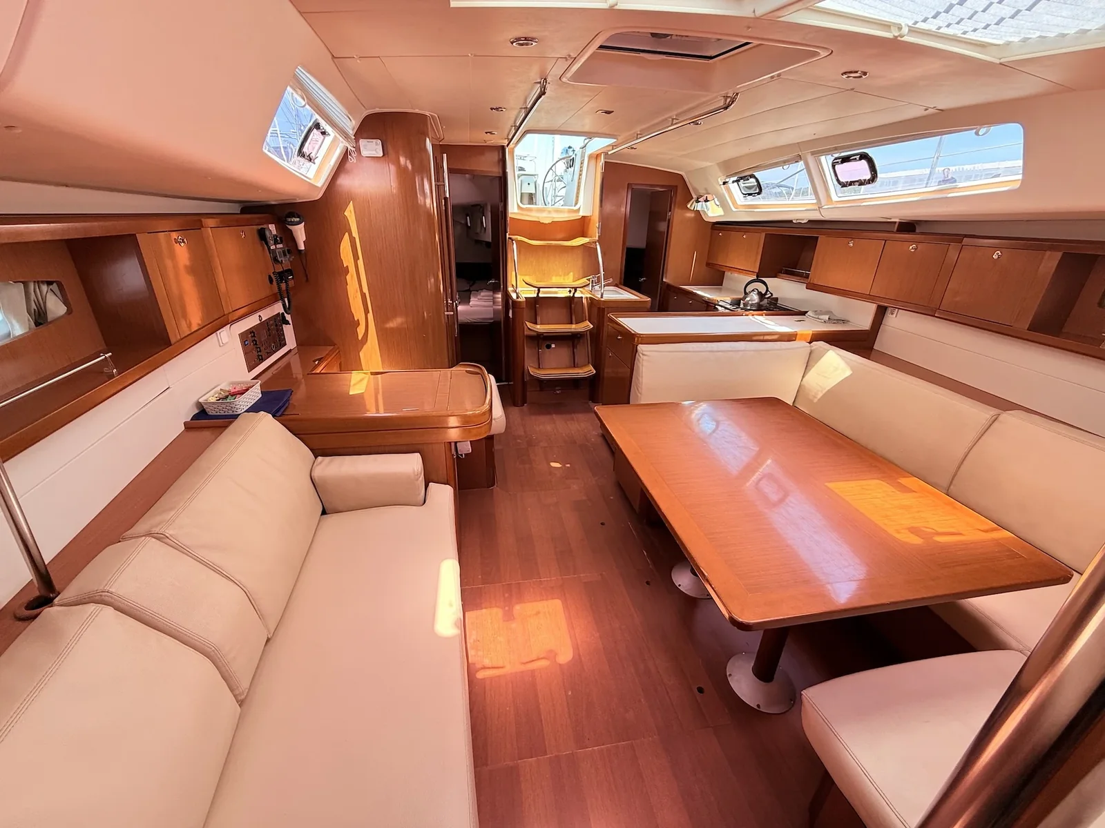 Yacht BENETEAU Oceanis 46 - Juliette - Foto 9