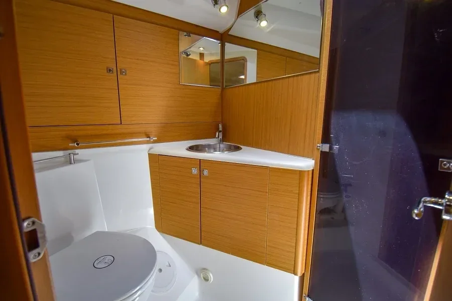 Yacht JEANNEAU Sun Odyssey 50 DS - Eleven - Foto 1