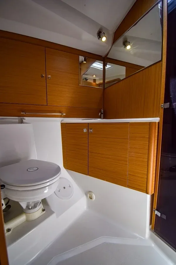 Yacht JEANNEAU Sun Odyssey 50 DS - Eleven - Foto 1